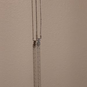 Slate Lilly Lariat Necklace (Rocksbox)